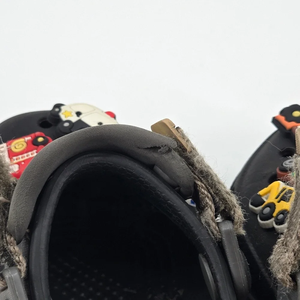Crocs‎ Kids All-Terrain Clog US 8 Black Construction Jibbitz Charms Gorpcore